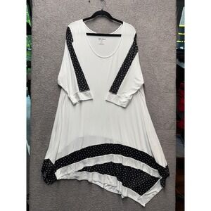 Soft Focus Tunic Top 1X 22/24 White Polka Dot Asymmetrical Boho